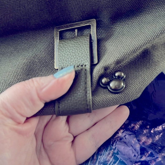 NWT Disney Pin Collector Backpack - Picture 4 of 6